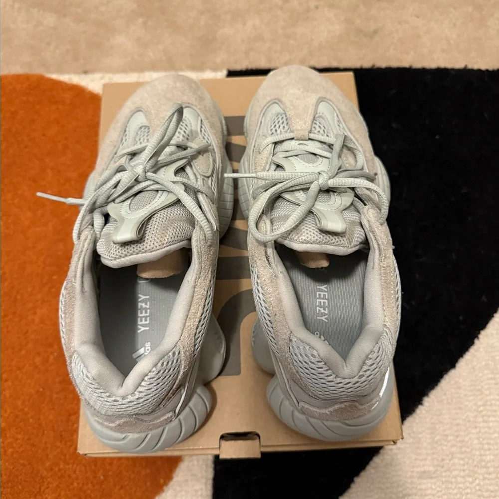 Adidas Yeezy 500 Salt - Picture 4 of 7